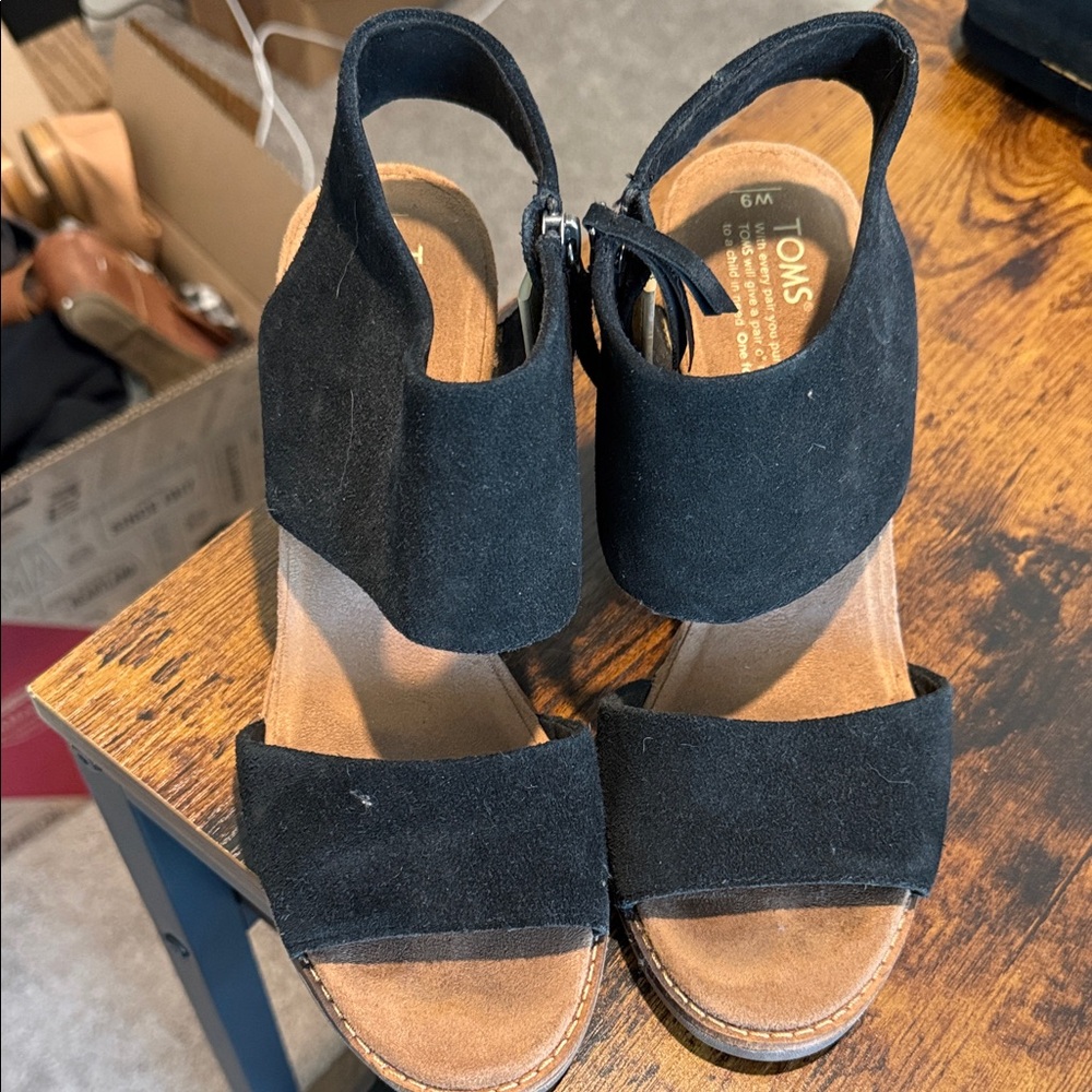 TOMS Women's Black Heel Sandals